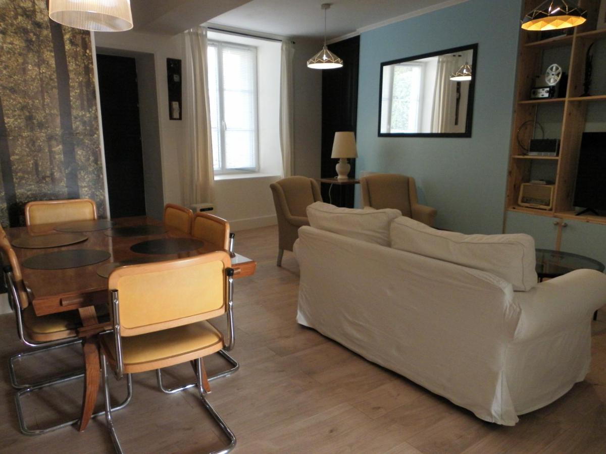 Au 66 Maison Centre Ville-Parking Gratuit Et Wifi Nogent-le-Rotrou Exterior photo