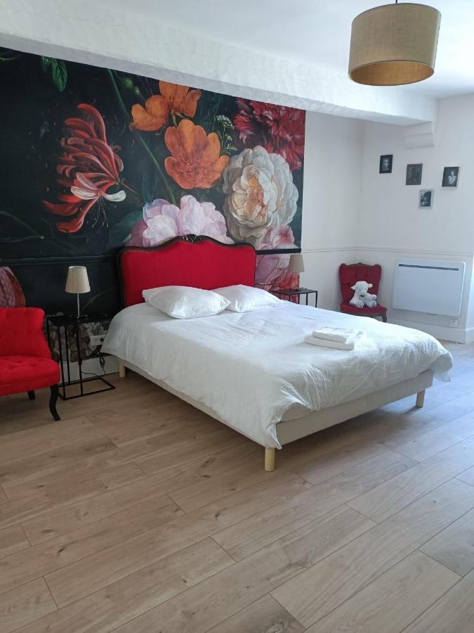 Au 66 Maison Centre Ville-Parking Gratuit Et Wifi Nogent-le-Rotrou Exterior photo