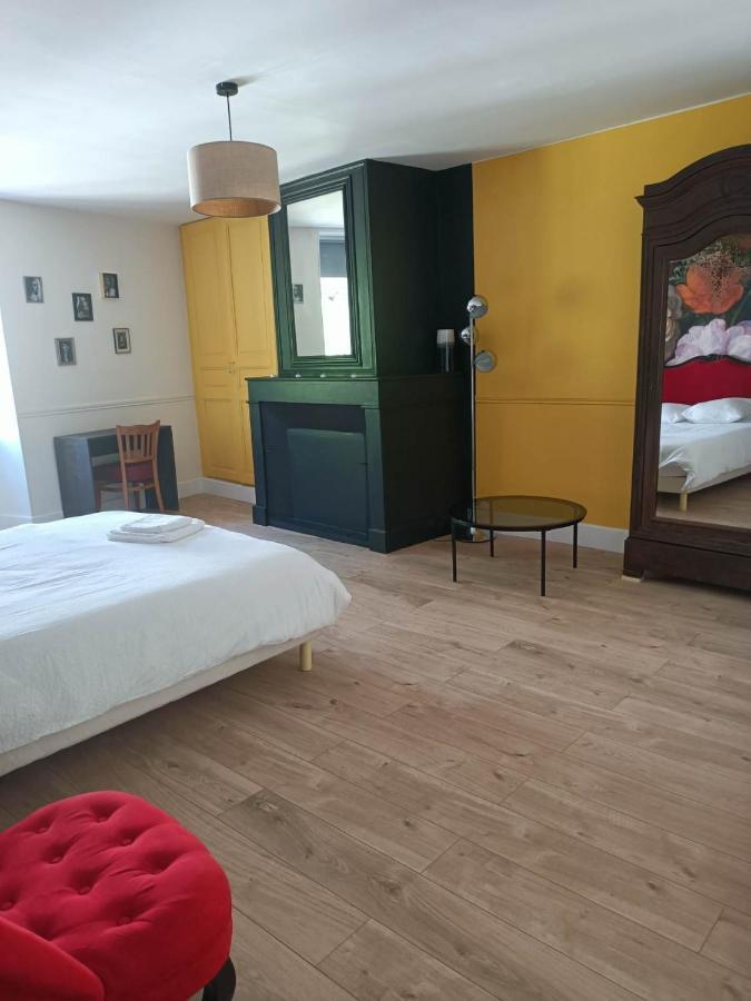 Au 66 Maison Centre Ville-Parking Gratuit Et Wifi Nogent-le-Rotrou Exterior photo