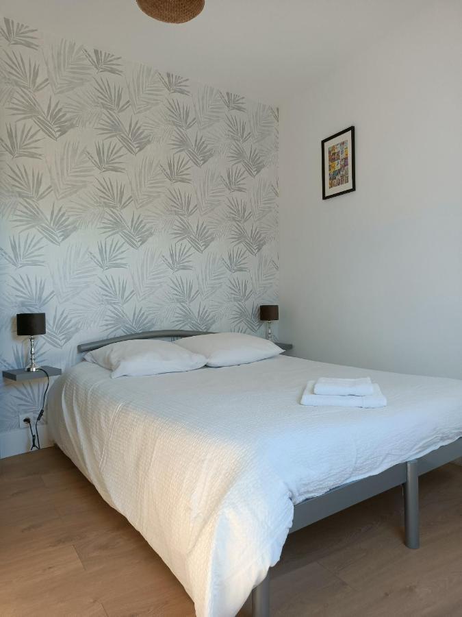 Au 66 Maison Centre Ville-Parking Gratuit Et Wifi Nogent-le-Rotrou Exterior photo